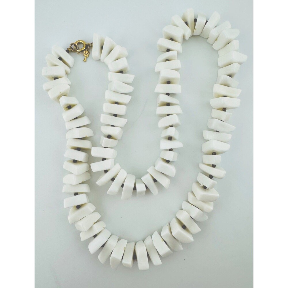 Vintage Crown Trifari White Lucite Bead Necklace 23” Gold Tone Key Charm Signed